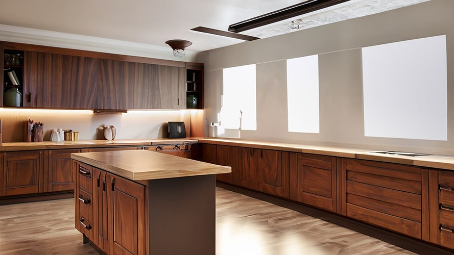 Nussbaum/Walnuss Küche