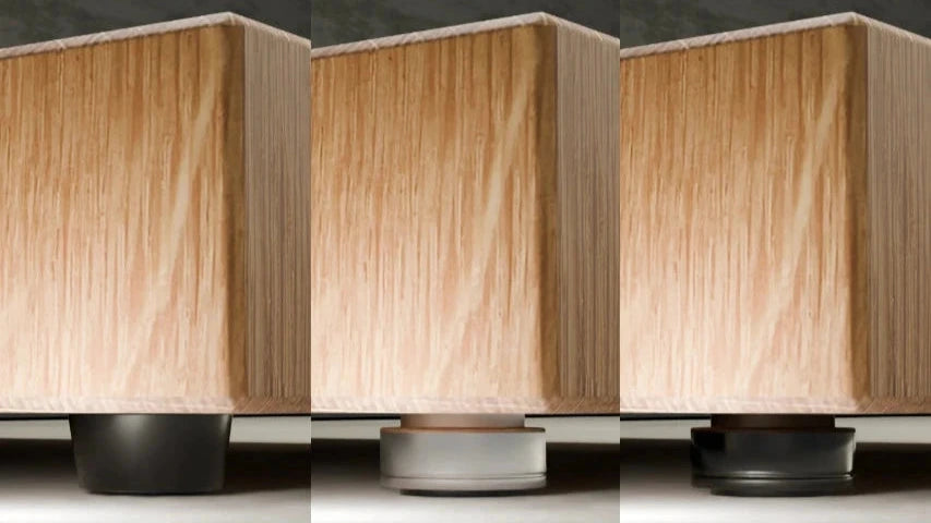 Hochwertiges Schneidebrett aus Holz mit verschiedenen Füßen - Gummi oder Aluminium
