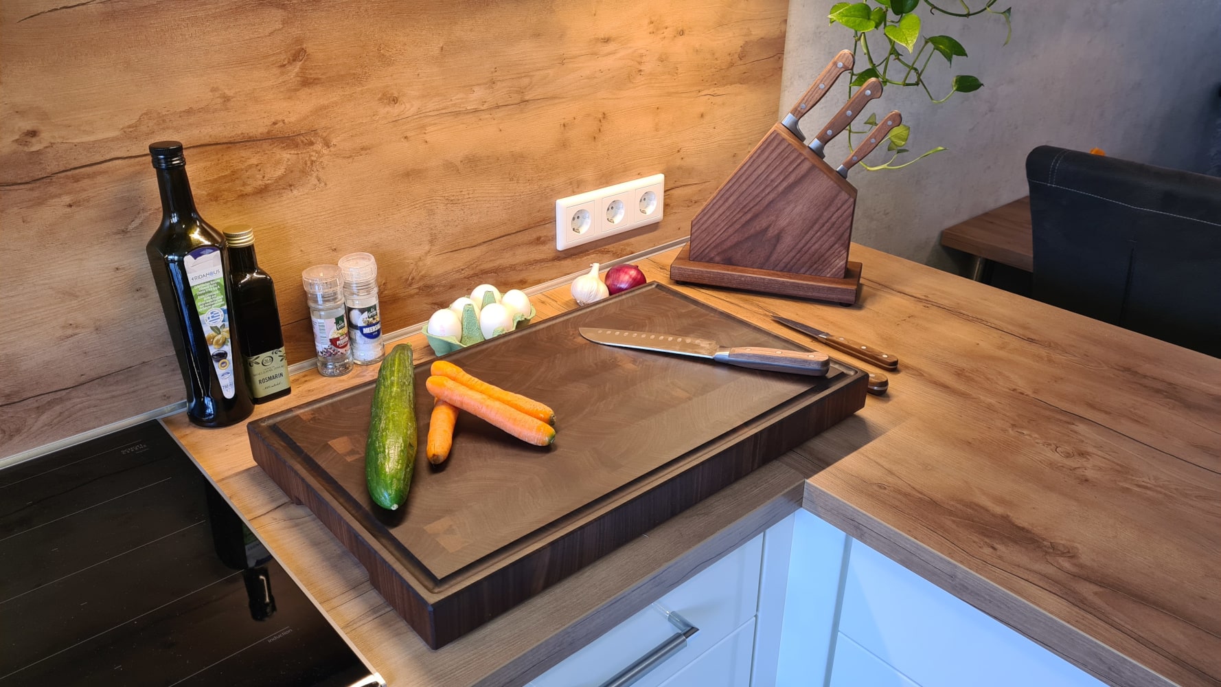Stirnholz Schneidebrett aus Nussbaum/Walnuss - Schneidebrett XXL - Wood Work NRW
