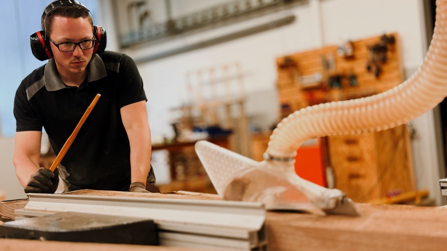 Wood Work NRW - Stirnholz Schneidebrett Herstellung