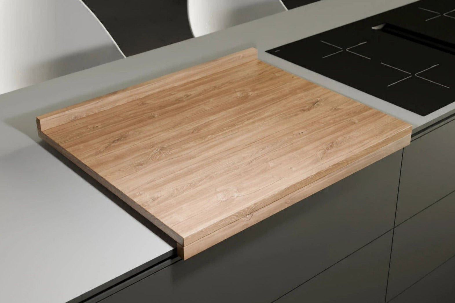 Backbrett aus Holz mit zwei Anschlagkanten – rutschfest, stabil und ideal zum Teigausrollen
